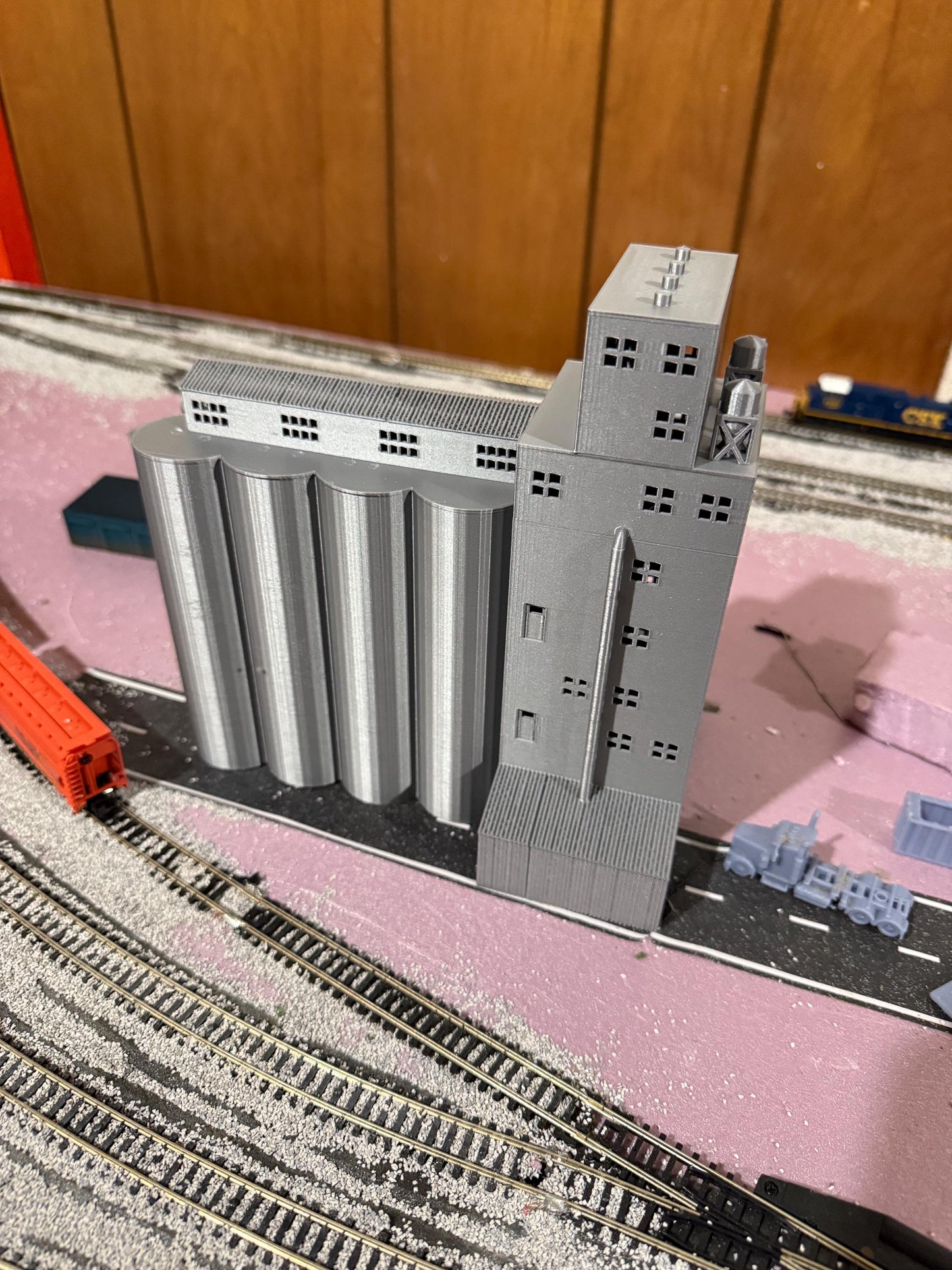 Grain Elevator Silos - N Scale 1:160 | NO ASSEMBLY