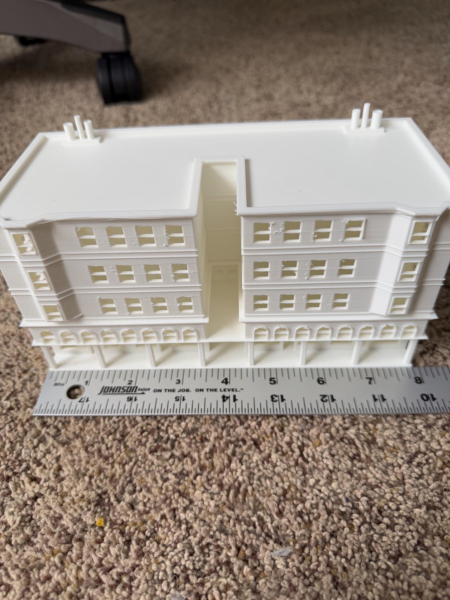 Hotel for downtown area - Large - N Scale 1:160 | NO ASSEMBLY