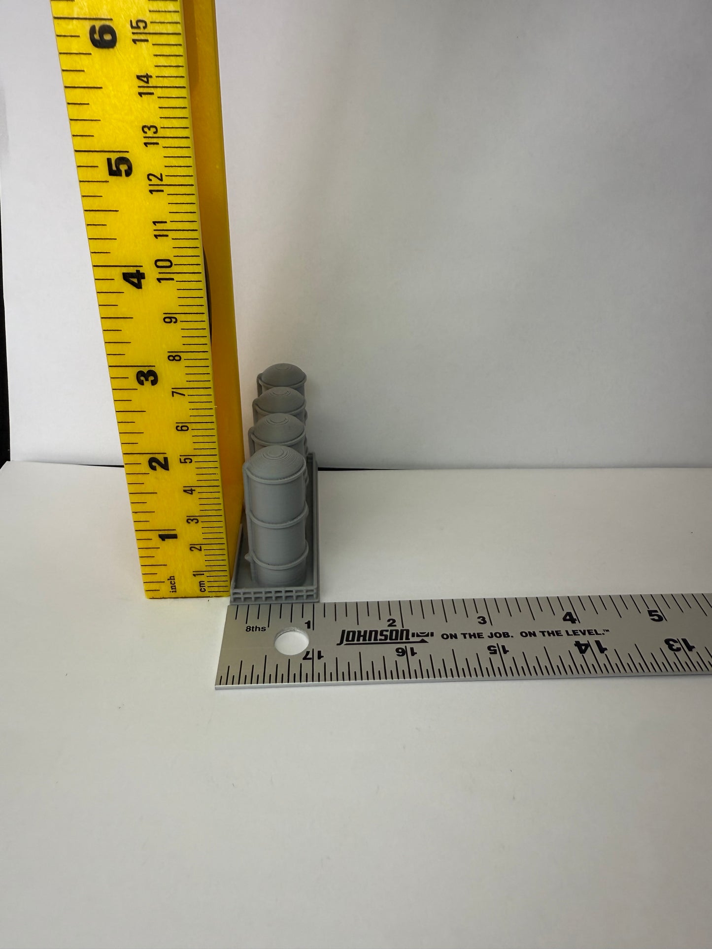 N Scale Fuel Tanks (4 Pk) / 1:160 Gauge / No Assembly Required - Built And Ready - Graham’s Models