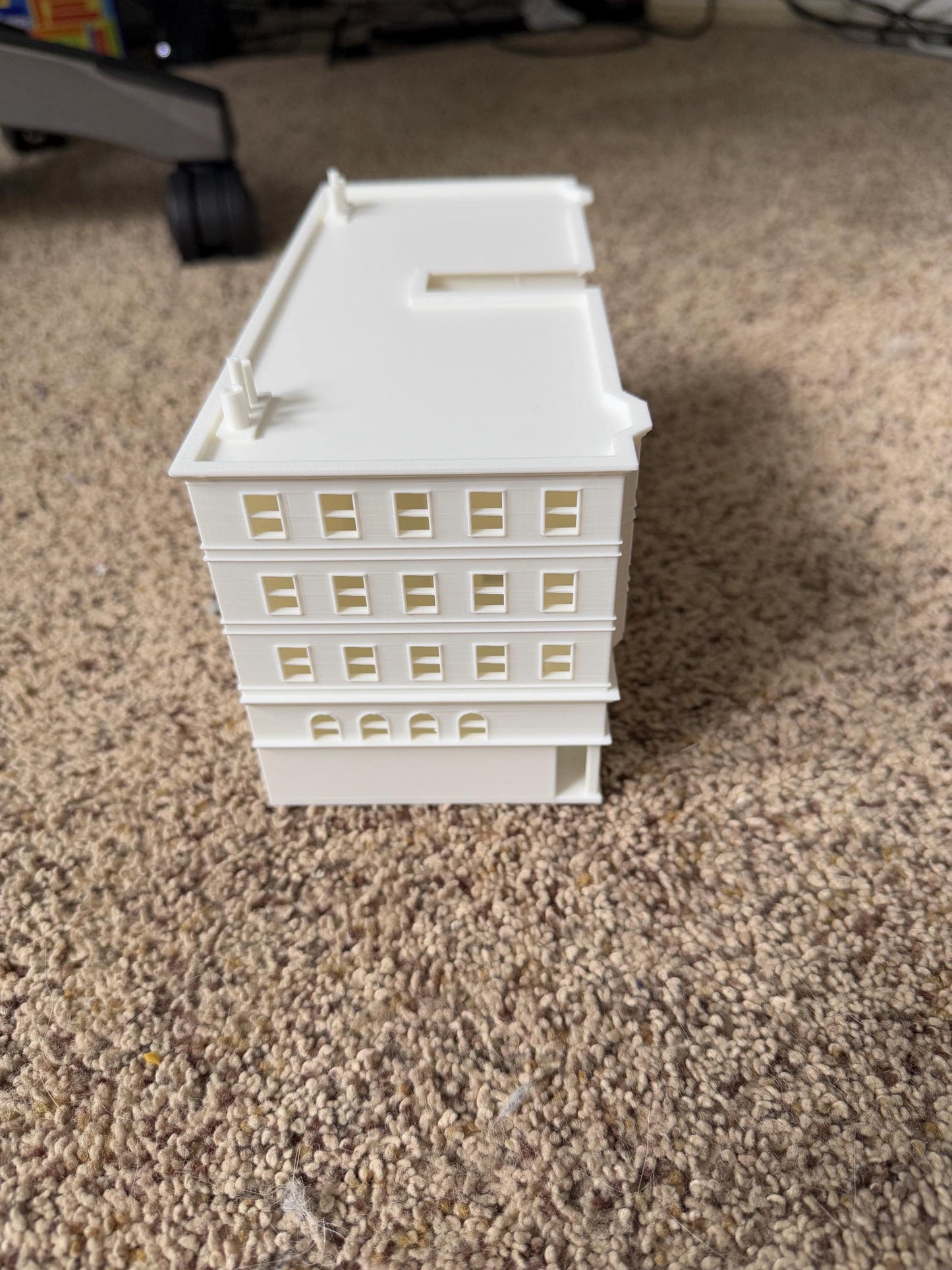 Hotel for downtown area - Large - N Scale 1:160 | NO ASSEMBLY