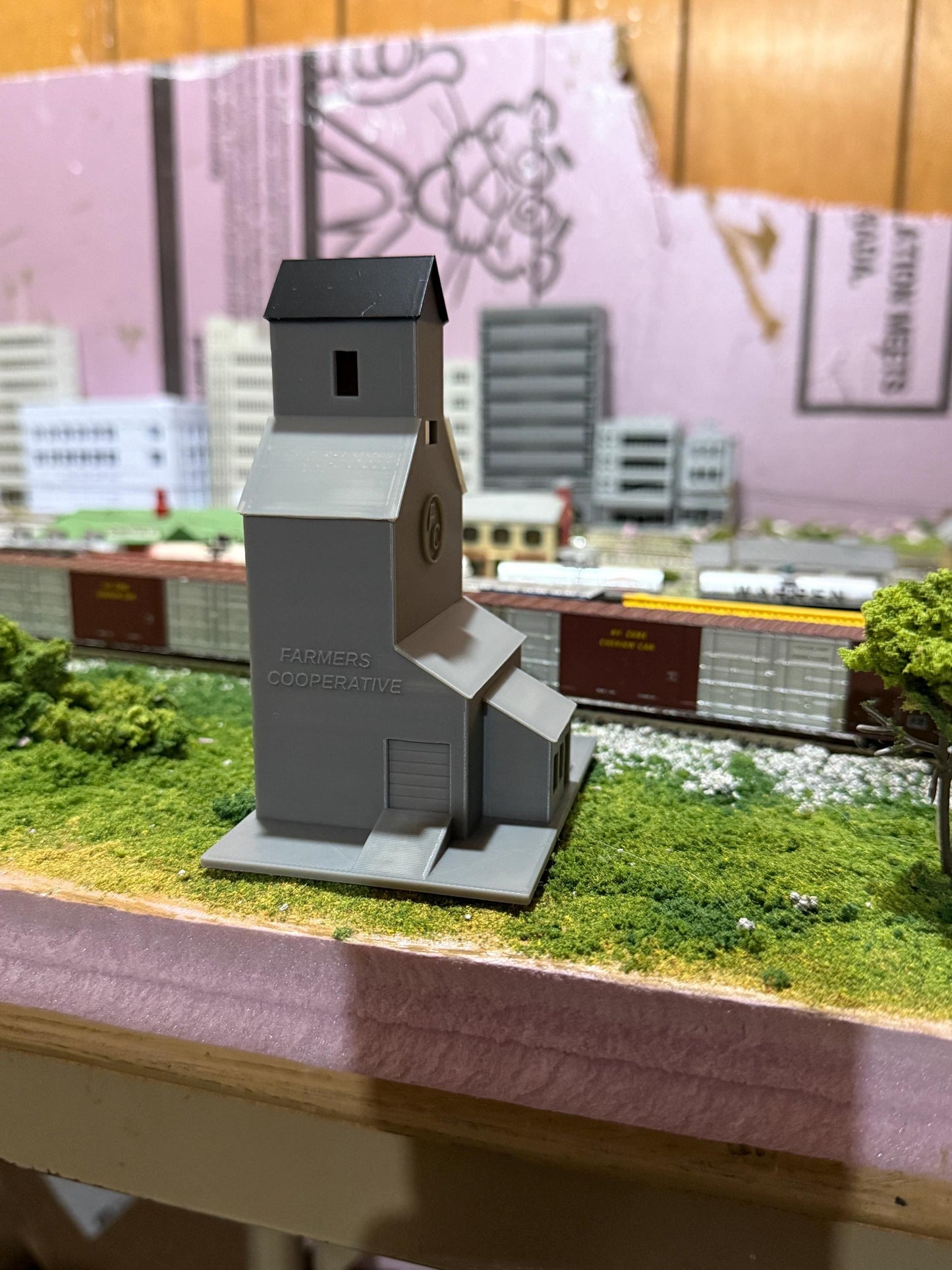 Grain Elevator - N Scale 1:160 | Preassembled - Built Up Building