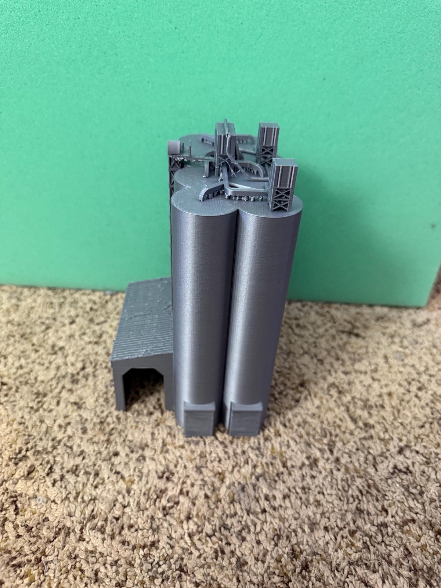Generic Cement Company Silos - N Scale 1:160 | NO ASSEMBLY REQUIRED / Built and ready