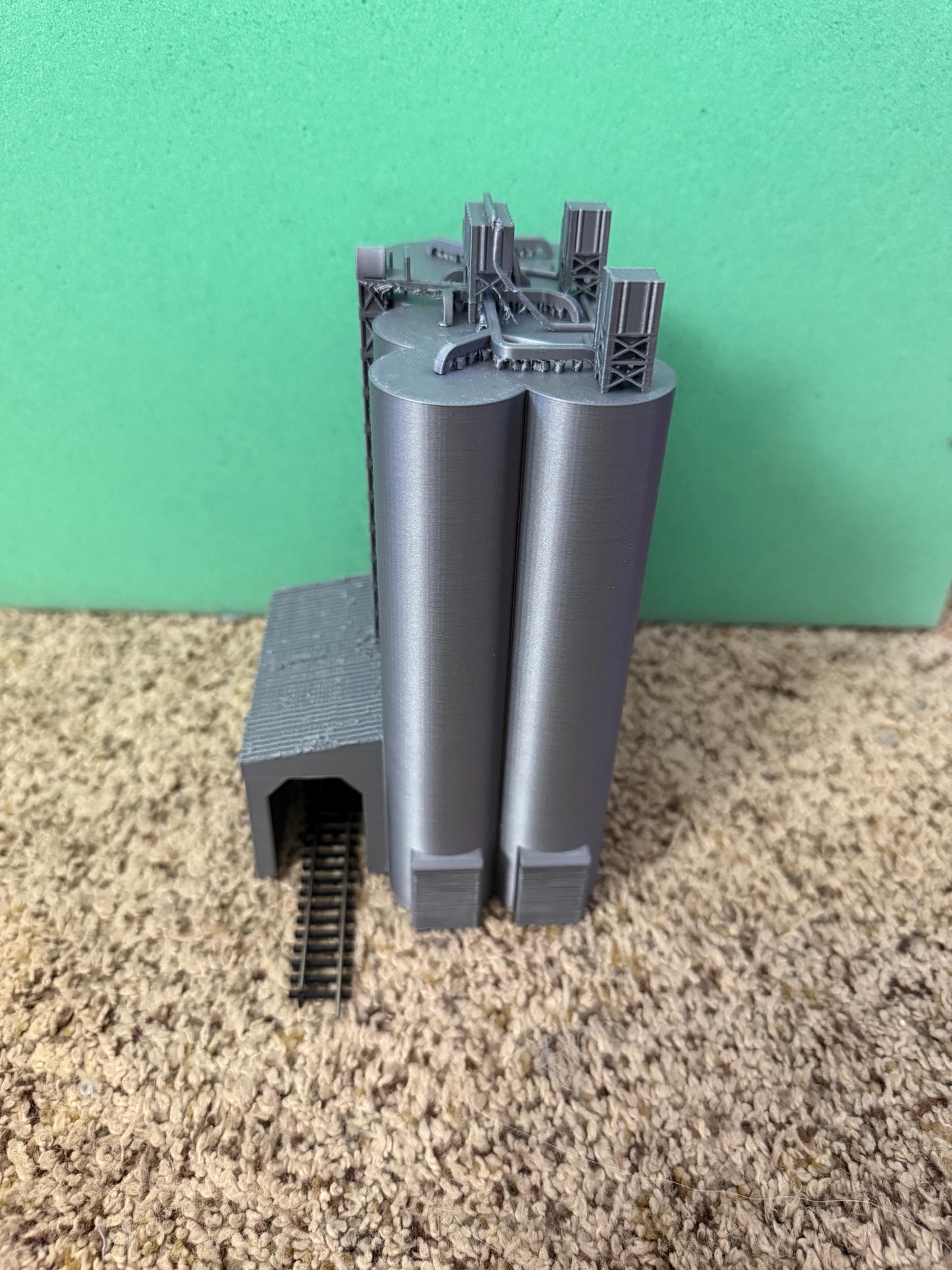 Generic Cement Company Silos - N Scale 1:160 | NO ASSEMBLY REQUIRED / Built and ready