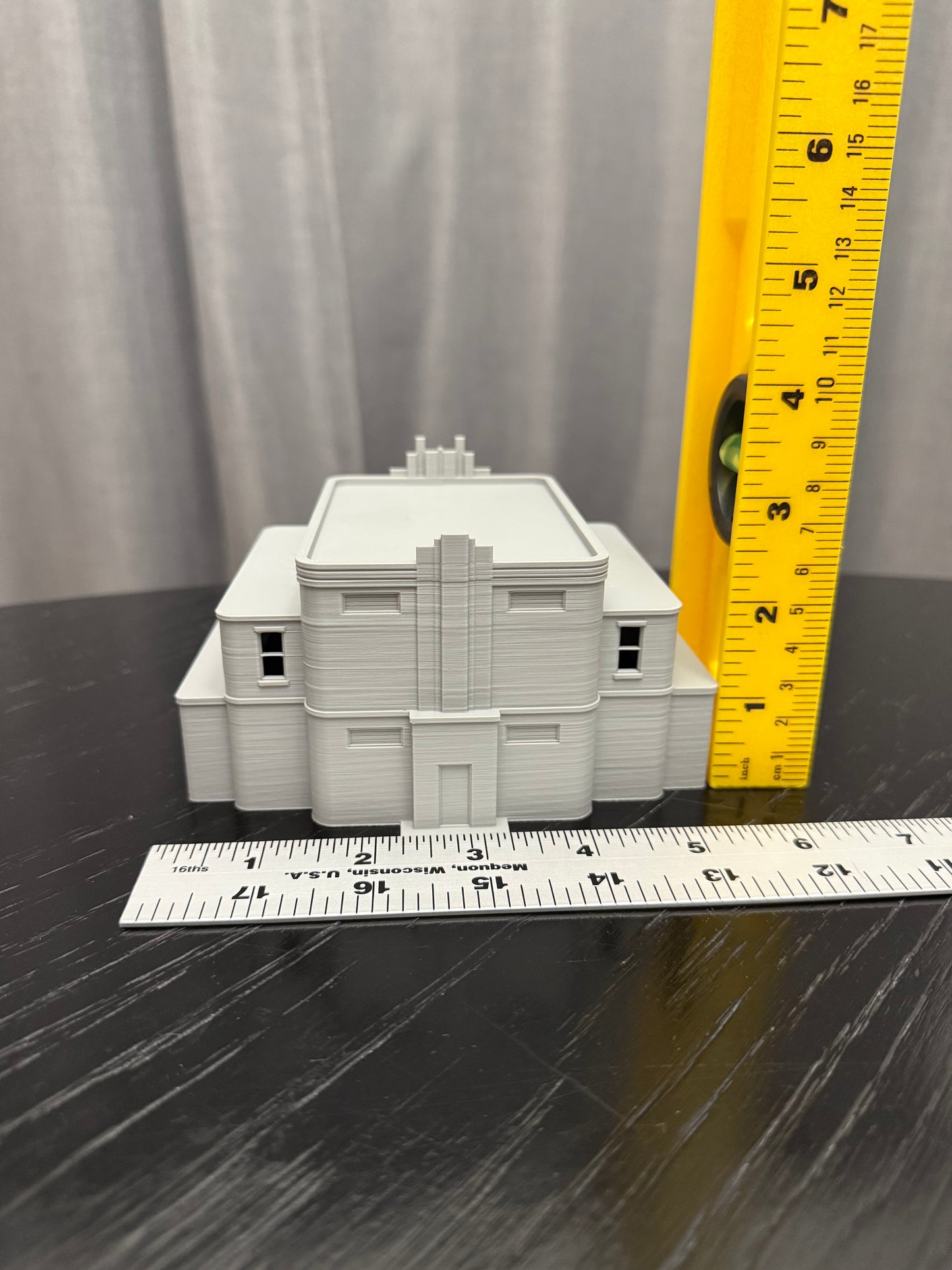 N Scale Movie Theater - Cinema 1:160 Gauge - Prebuilt and Assembled - Graham’s Models