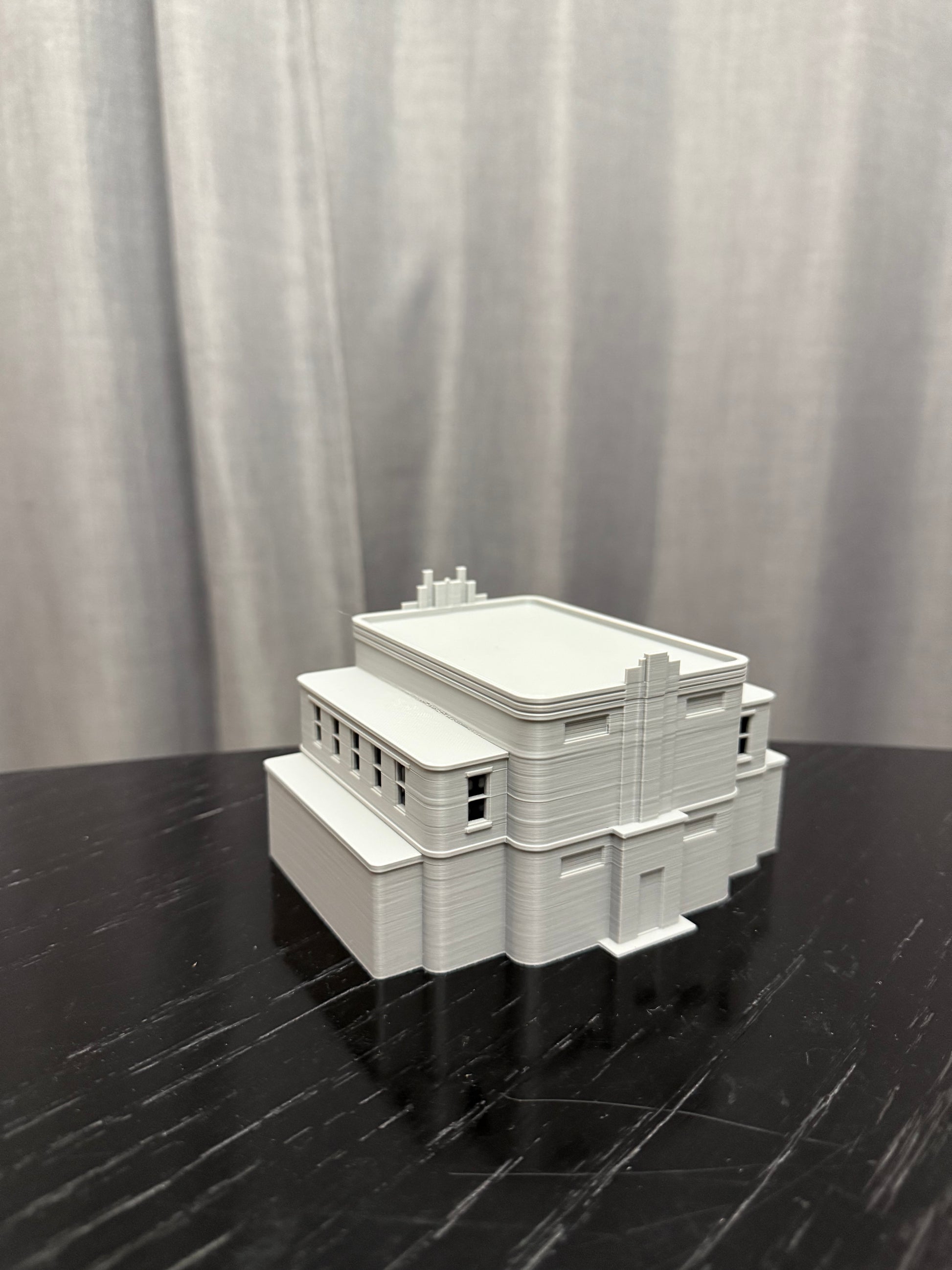 N Scale Movie Theater - Cinema 1:160 Gauge - Prebuilt and Assembled - Graham’s Models