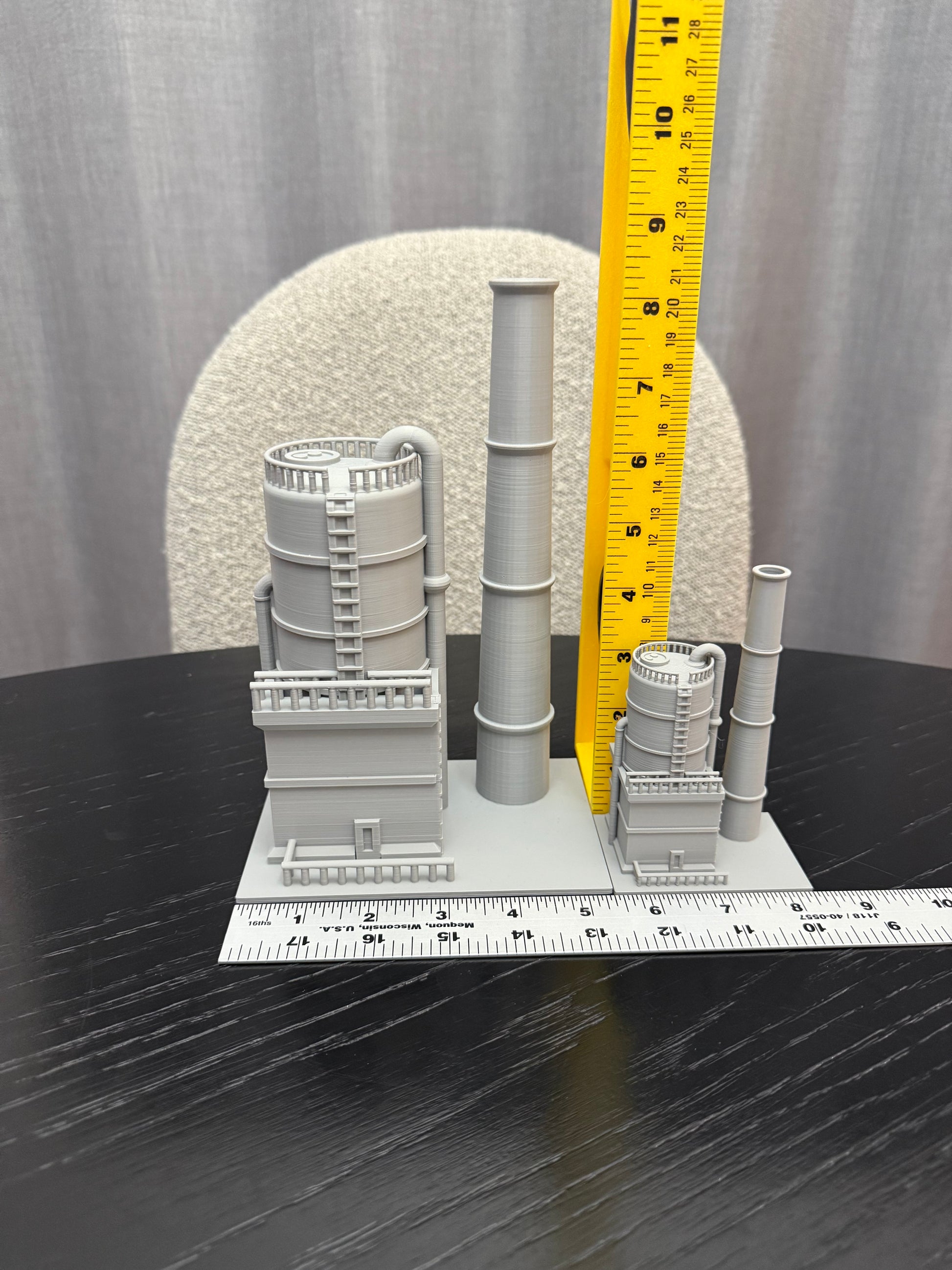 HO Scale Small Oil Refiner / 1:87 Gauge/ Built And Ready - Graham’s Models