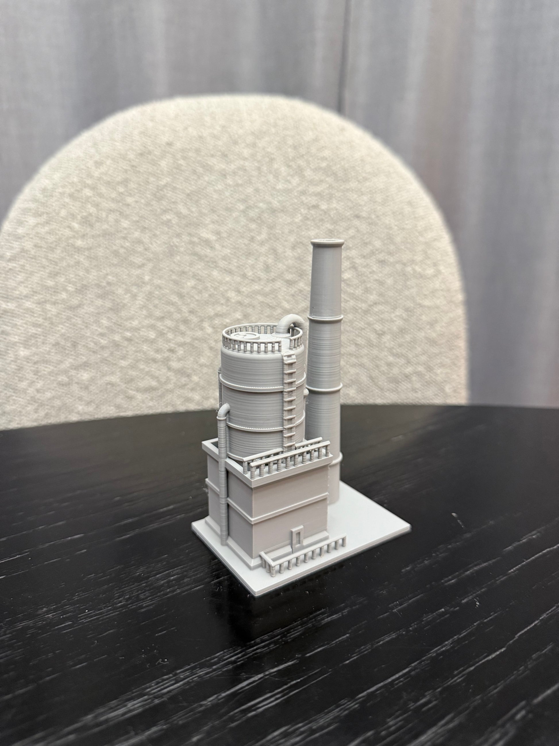 N Scale Small Oil Refiner / 1:160 Gauge/ Built And Ready - Graham’s Models