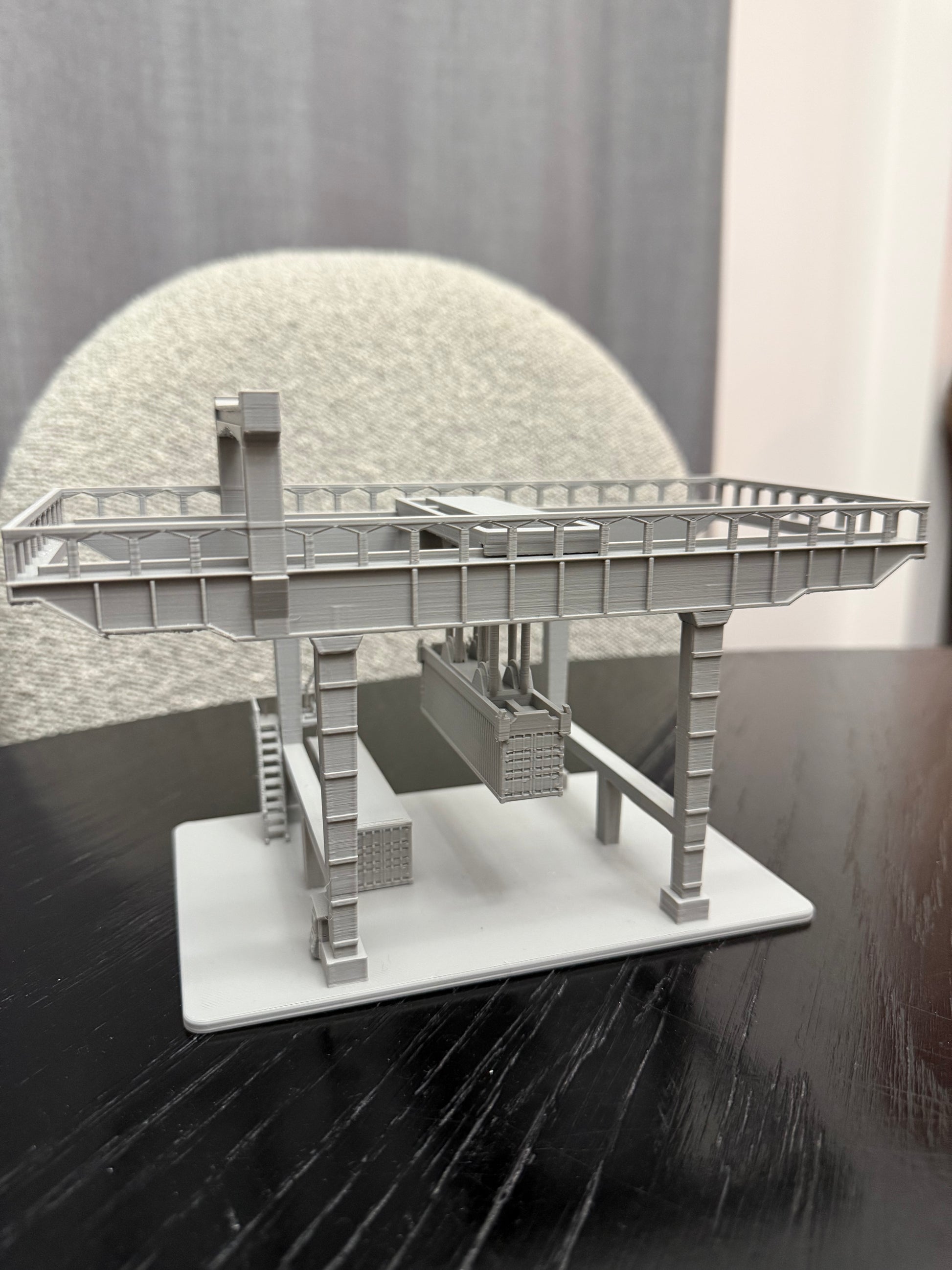 N Scale Container Crane / 1:160 Gauge / Mostly Assembled - Graham’s Models