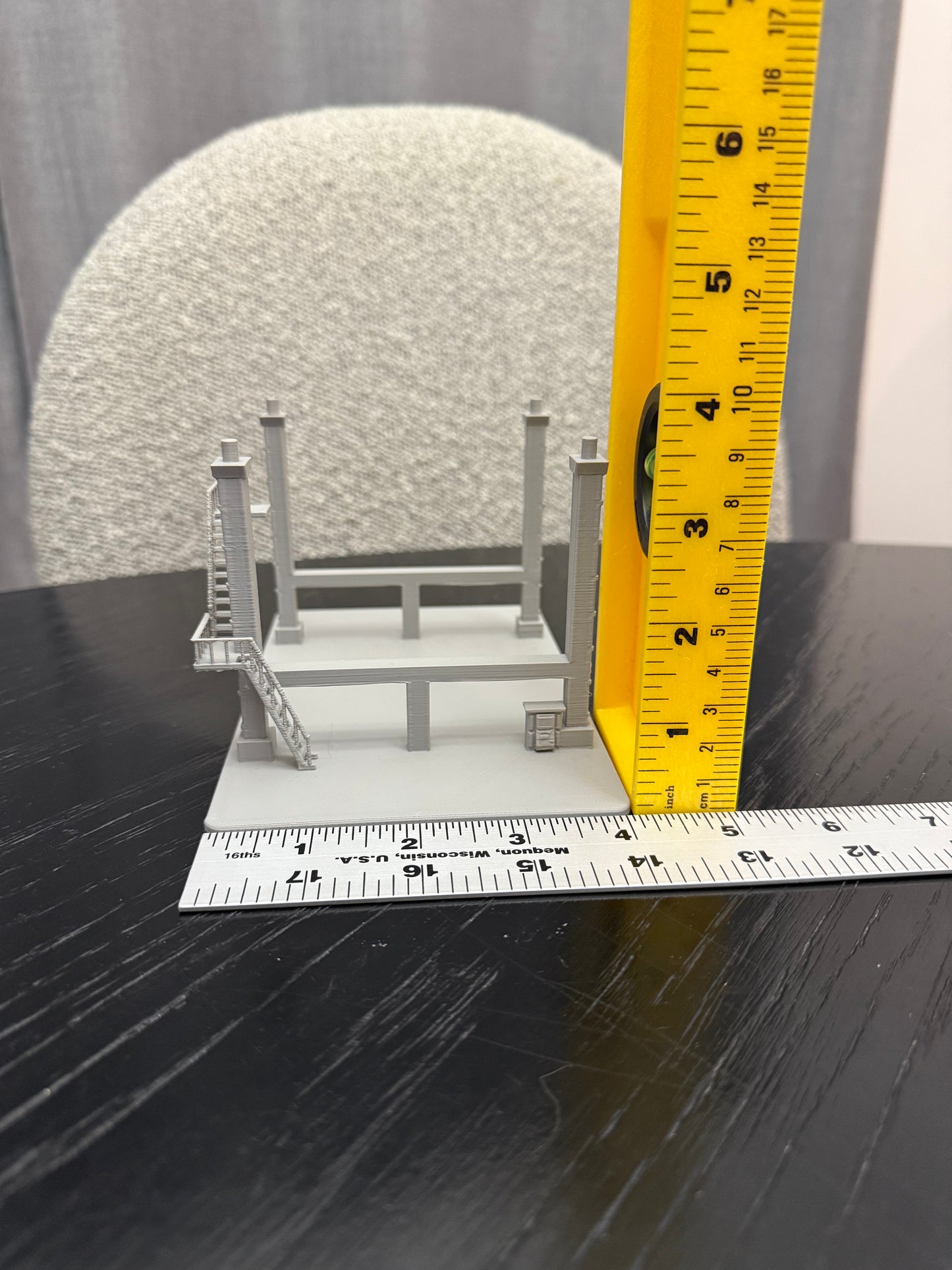 N Scale Container Crane / 1:160 Gauge / Mostly Assembled - Graham’s Models