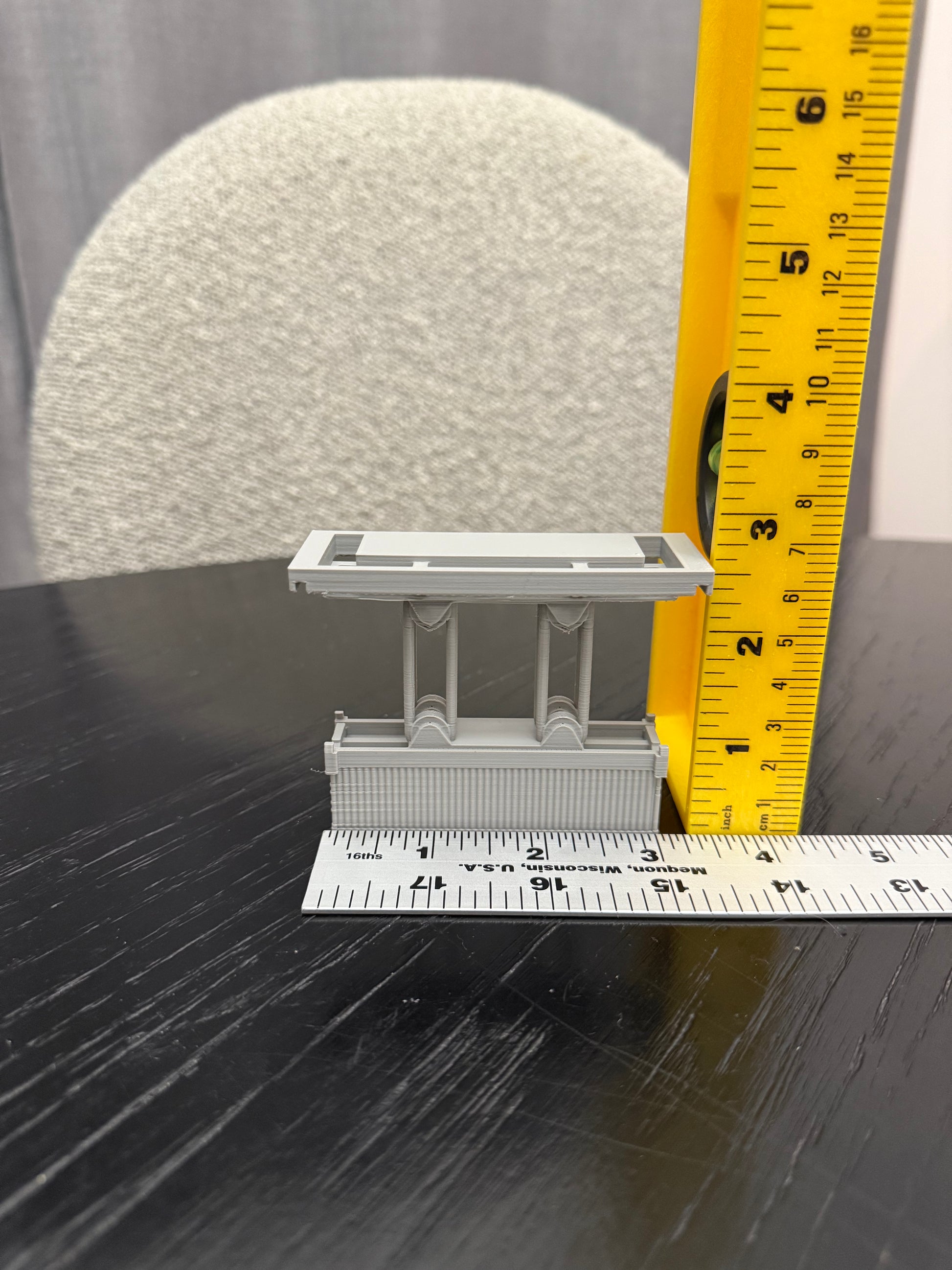 N Scale Container Crane / 1:160 Gauge / Mostly Assembled - Graham’s Models