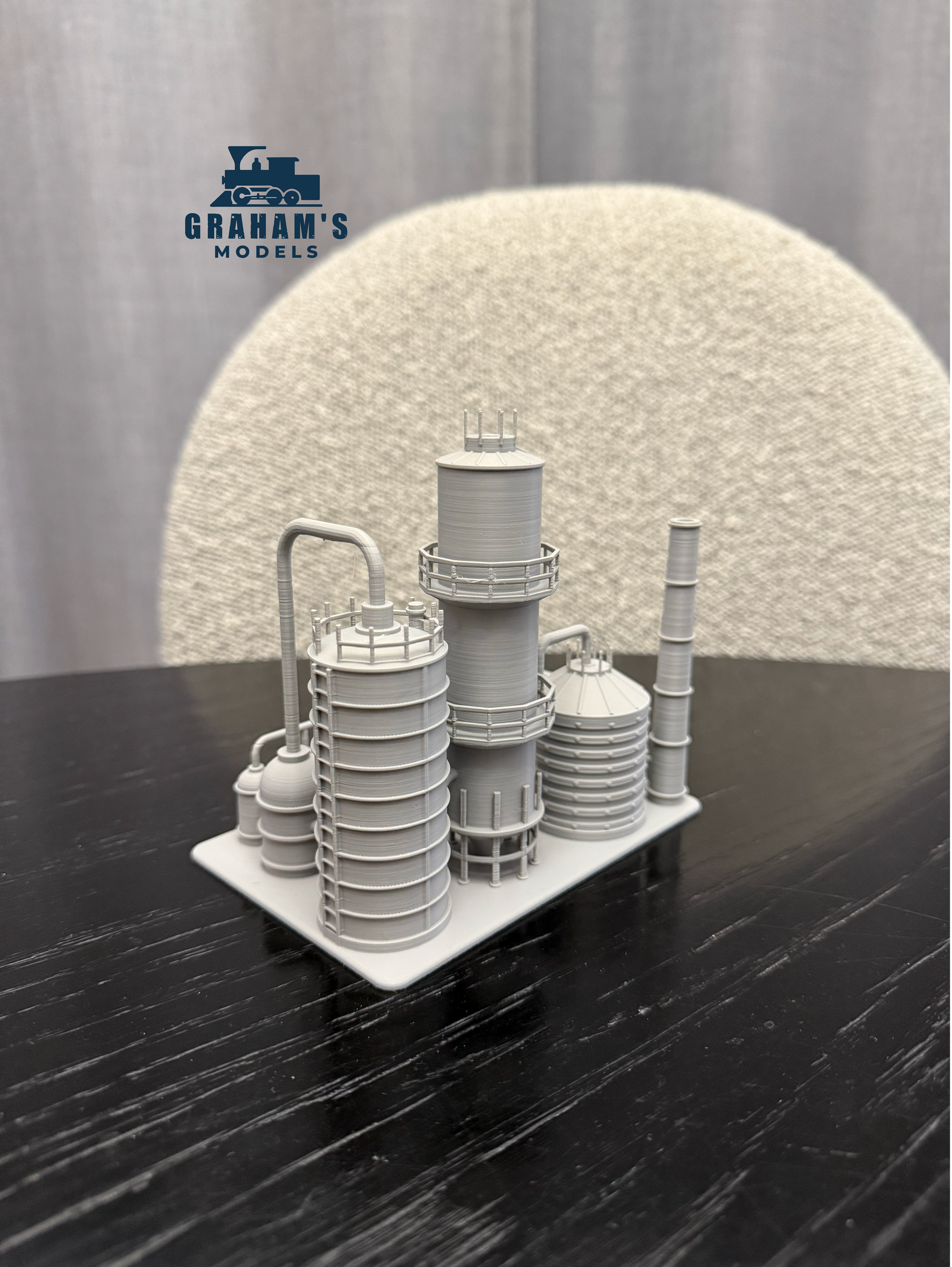 N Scale Oil Refinery / 1:160 Gauge/ No Assembly Required - Built And Ready - Graham’s Models