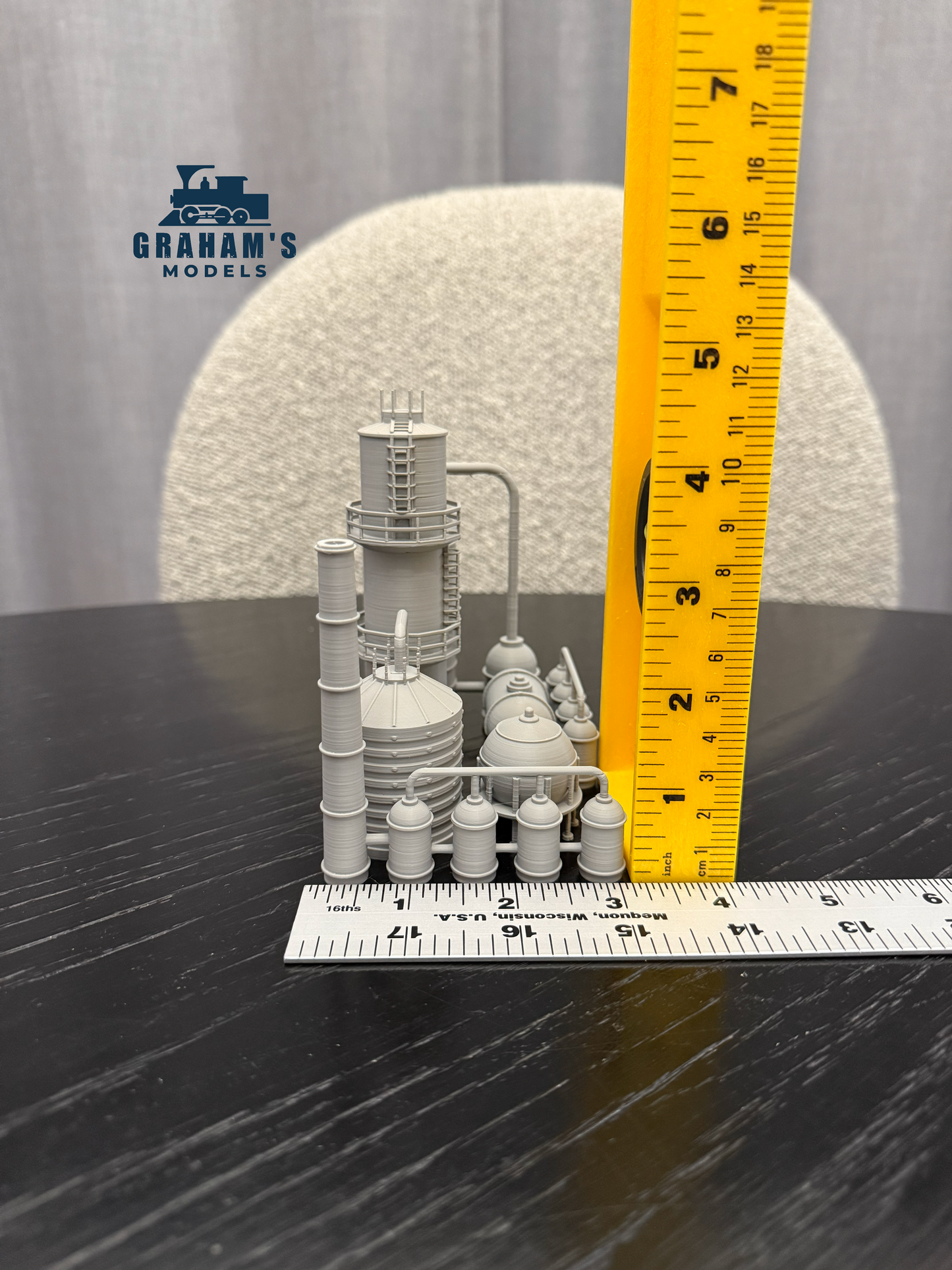 N Scale Oil Refinery - NO BASE VERSION / 1:160 Gauge/ Built And Ready - Graham’s Models