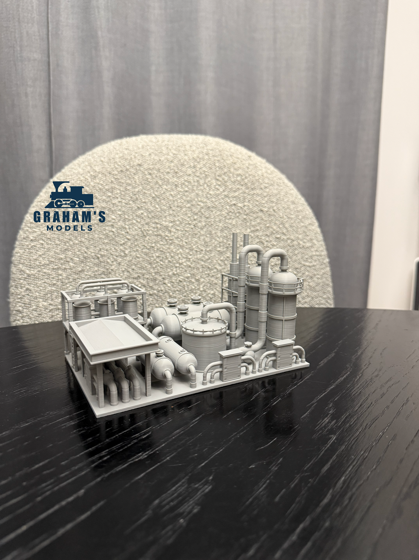 N Scale Fuel Storage Distribution Facility / 1:160 Gauge/ No Assembly Required - Graham’s Models