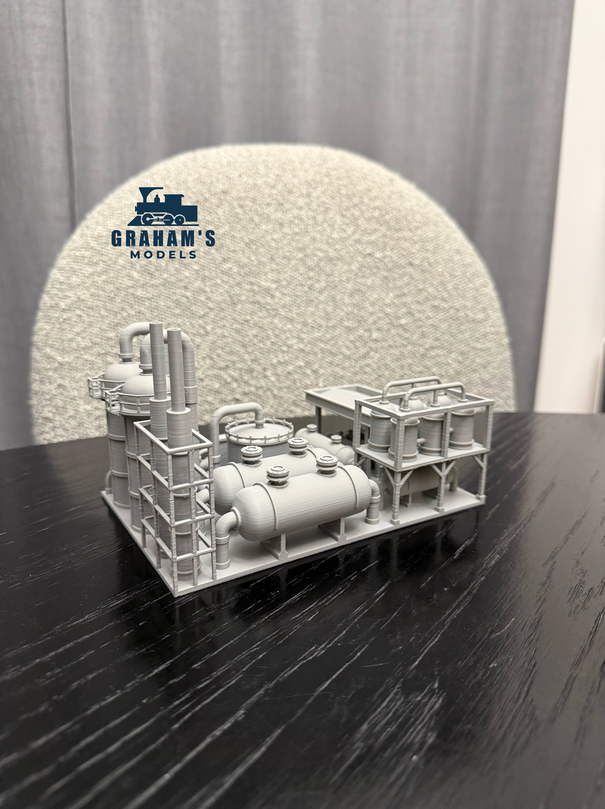 N Scale Fuel Storage Distribution Facility / 1:160 Gauge/ No Assembly Required - Graham’s Models