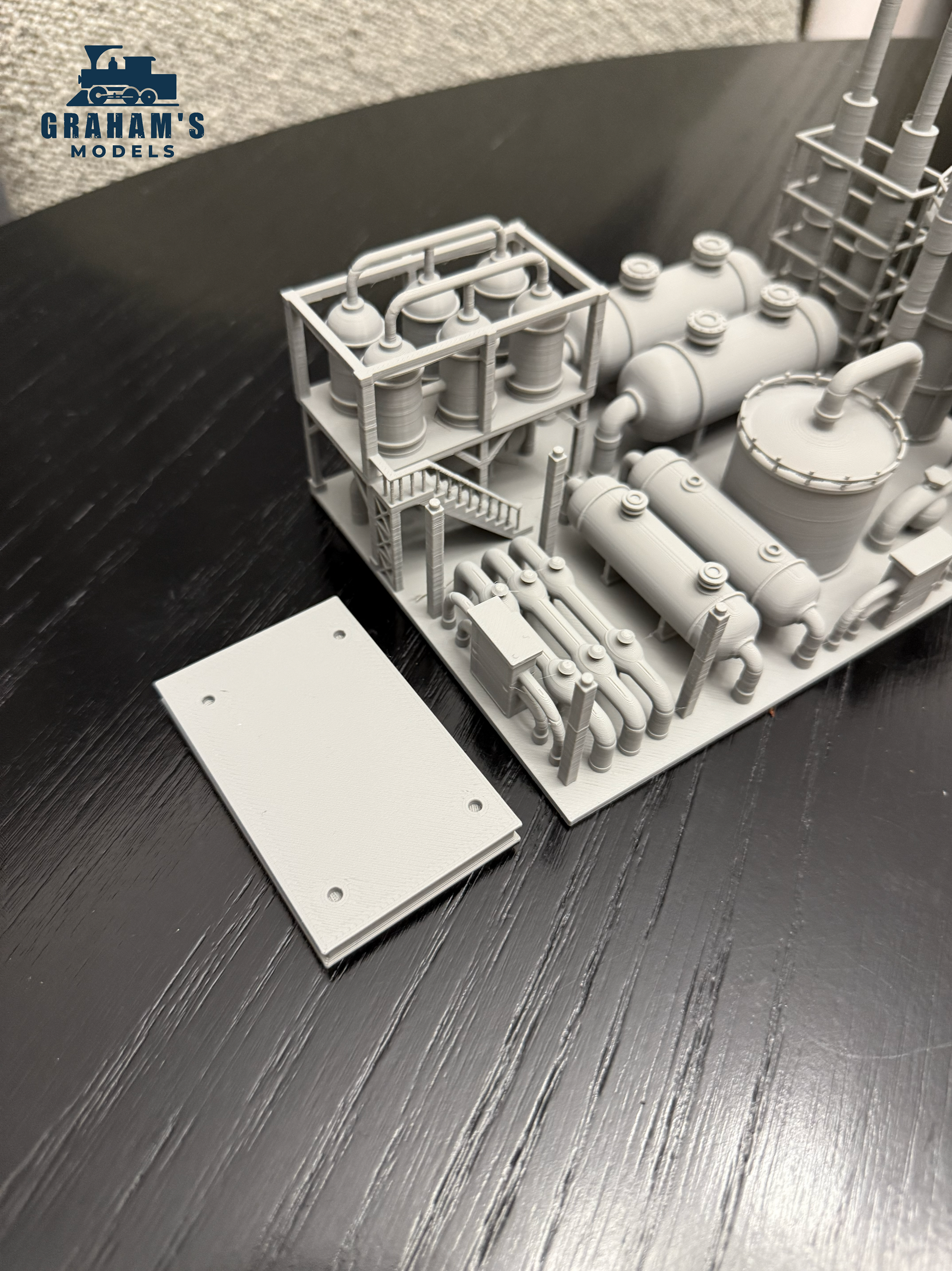 N Scale Fuel Storage Distribution Facility / 1:160 Gauge/ No Assembly Required - Graham’s Models