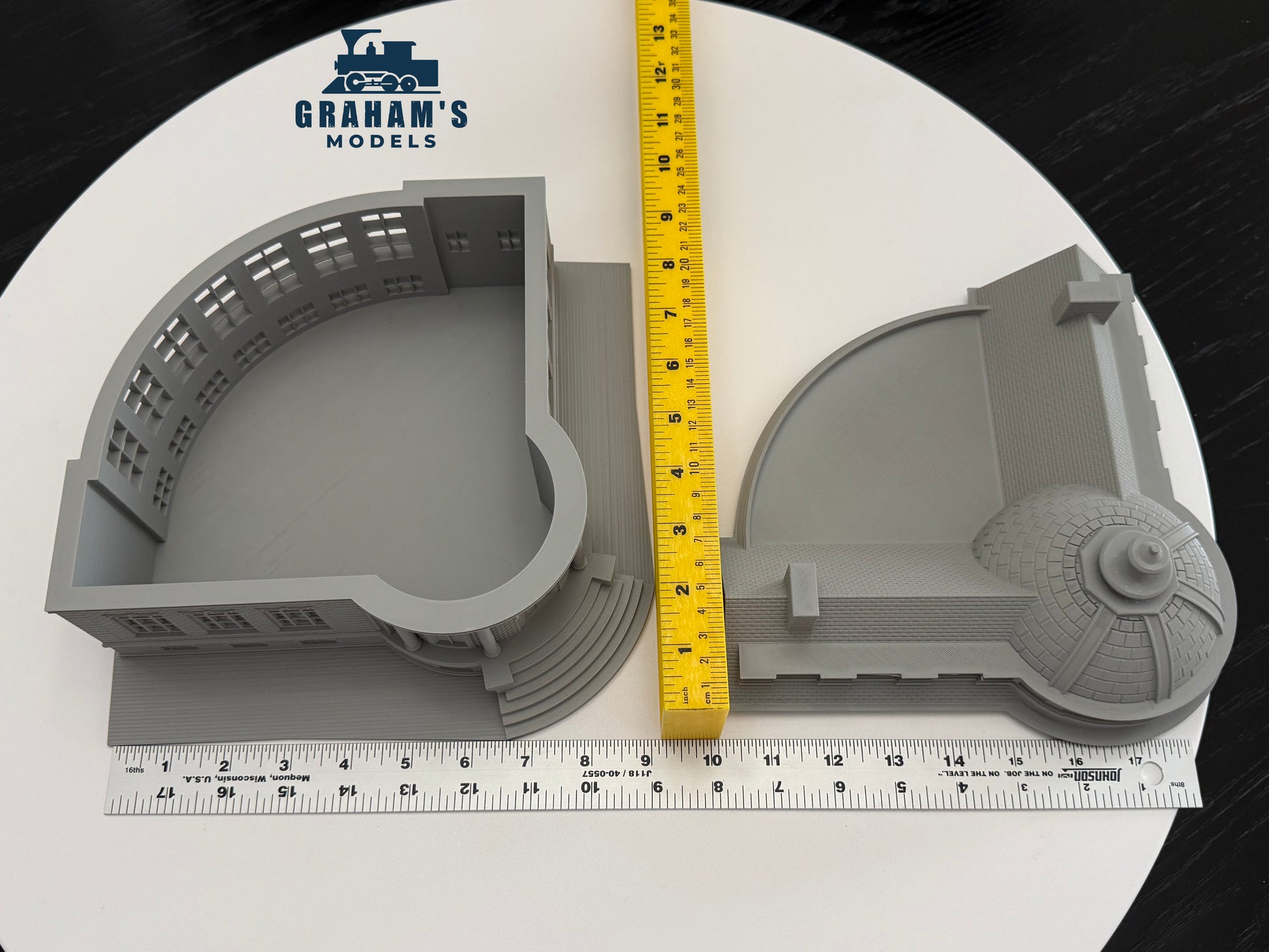 Preassembled HO scale library and city hall building in 1:87 gauge by Graham’s Models, detailed model for model train layouts.