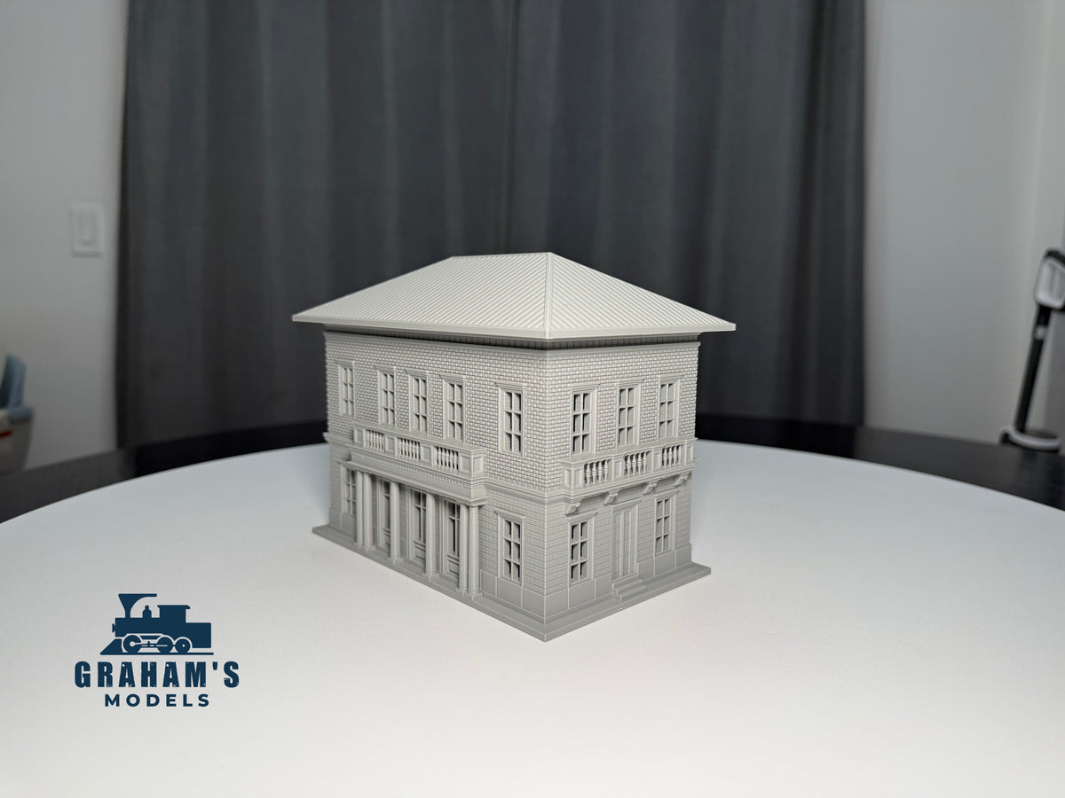 Small HO scale train station model by Graham’s Models, built and assembled for realistic 1:87 gauge model railway layouts.
