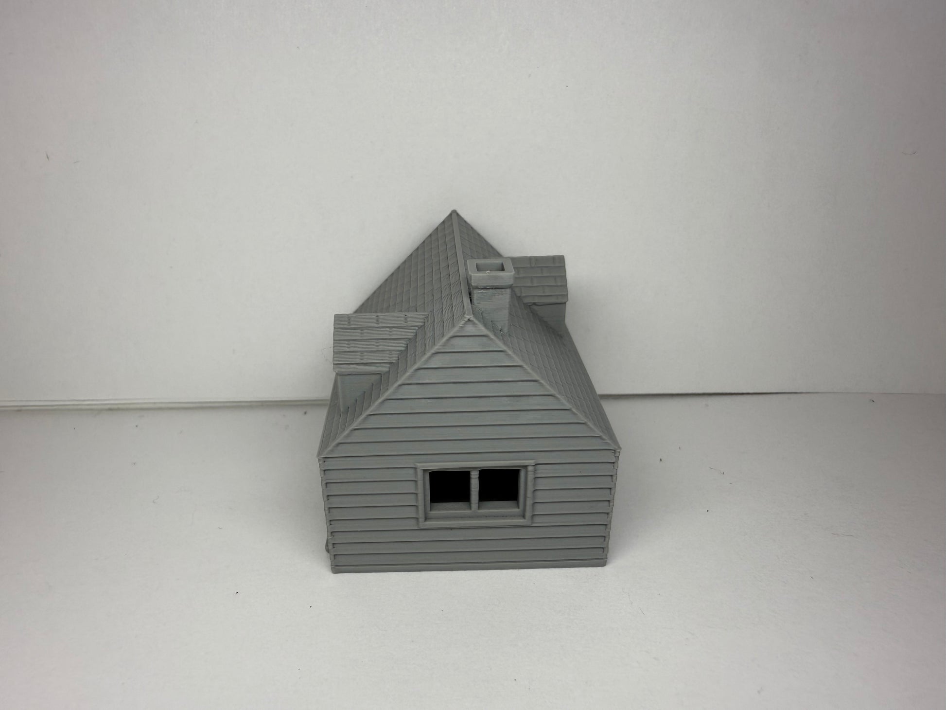 Charming Cape Cod House (3 Pk) - N Scale 1:160 - Prebuilt N Gauge House - Graham’s Models