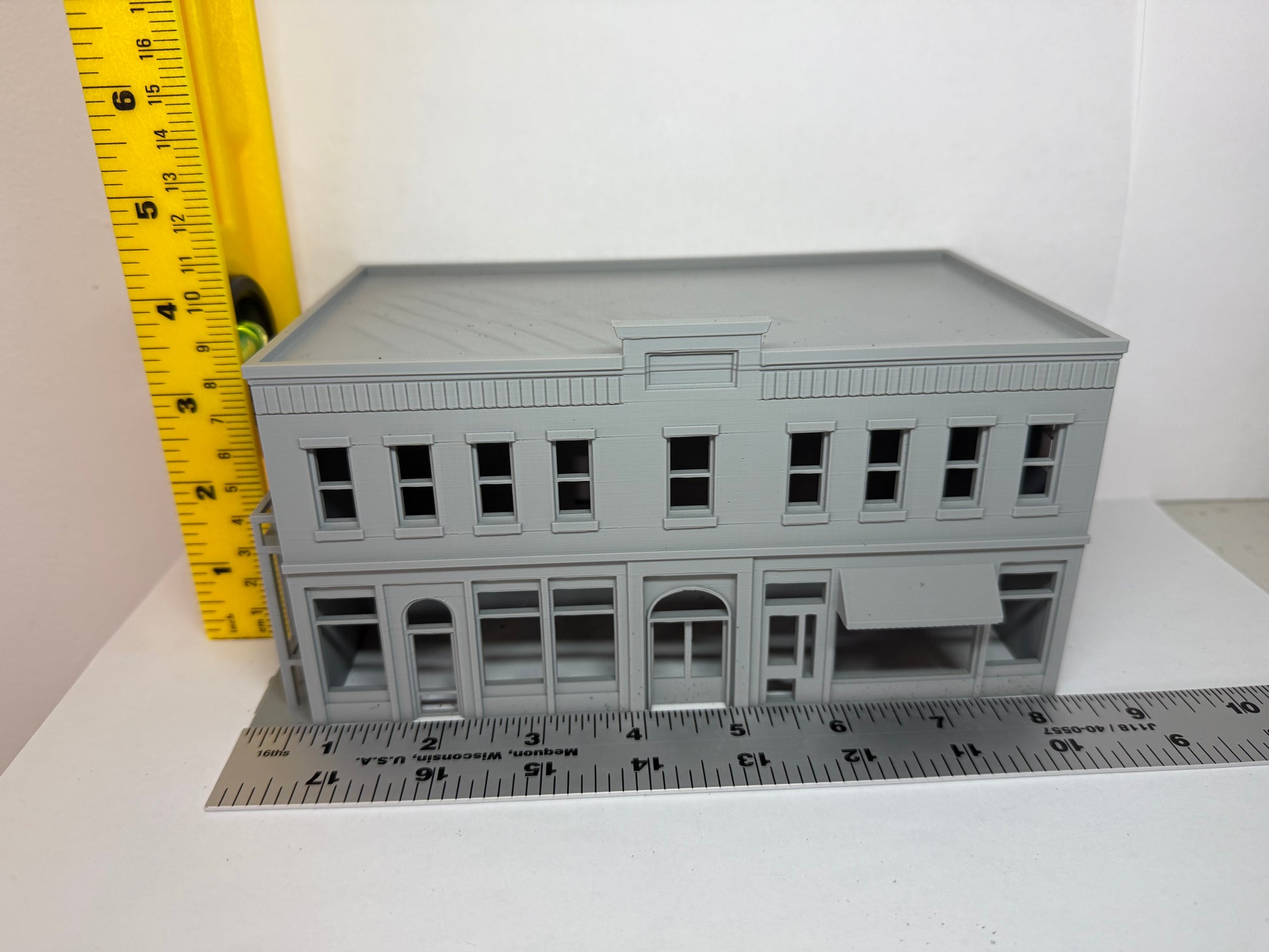 HO Scale Commercial Building 1:87 Gauge - Downtown Building - Built And Ready - Graham’s Models