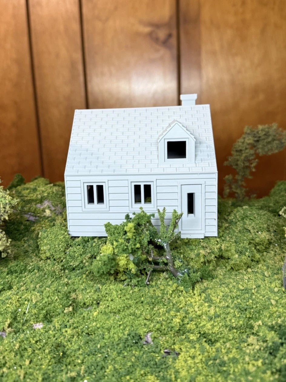 Charming Cape Cod House - HO Scale 1:87 - | Pre assembled - Built Up Building - Graham’s Models
