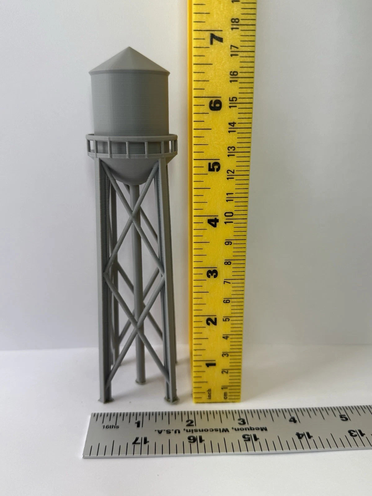 N Scale Water Tower - Assembled - 1:160 Gauge - Graham’s Models